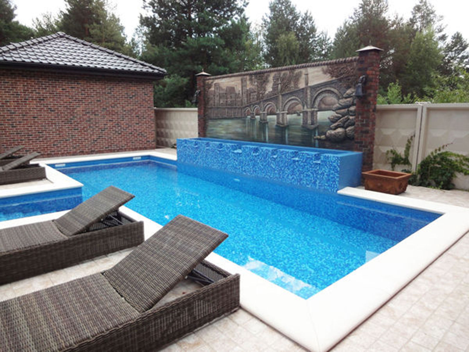 Как построить бассейн со строительных бетонных блоков