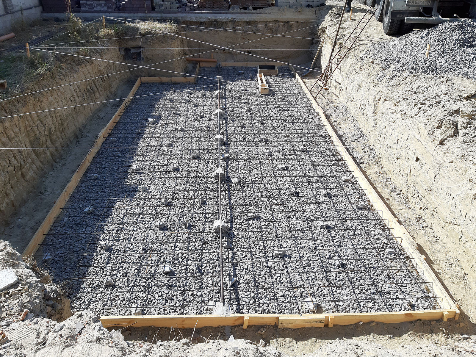 Строительство бассейна заливка фундамента