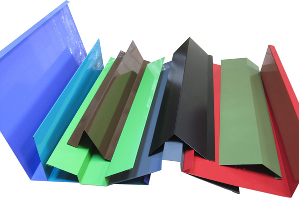 Парапети, козирьки, кронштейни з листового металу 