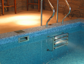 Оборудование для забора и подачи воды в бассейне из нержавеющей стали